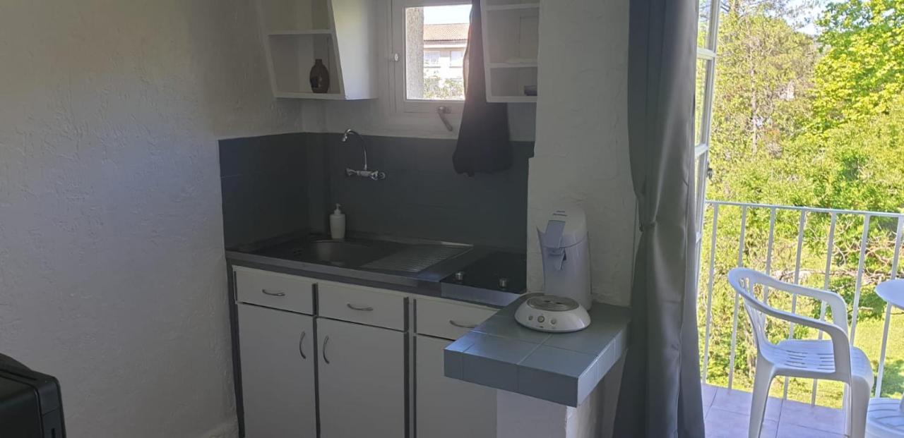 Studio Lou Paradou Residence Le Provence Greoux-les-Bains Luaran gambar